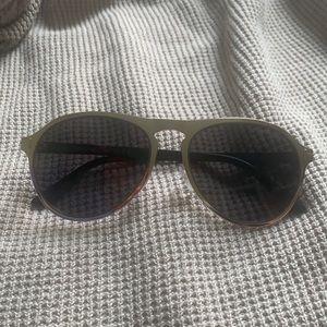 Tom Ford sunglasses 🕶